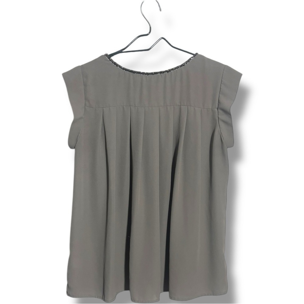 PLEIONE Women's Small Beaded Neckline Flowy Elegant Gray/Green Short Sleeve Top - Picture 16 of 16